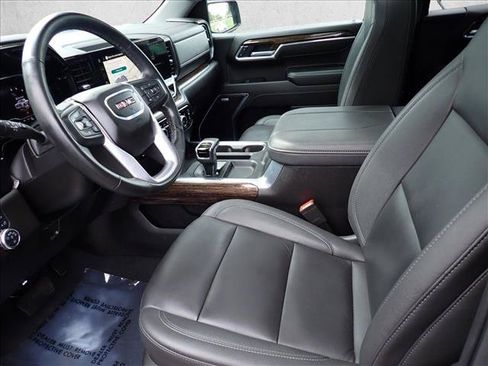 Used 2025 GMC Sierra 1500 Elevation w/ Elevation Premium Package AWD/4WD image 12