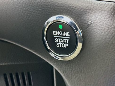 Used 2024 Ford Edge SEL w/ Convenience Package image 20