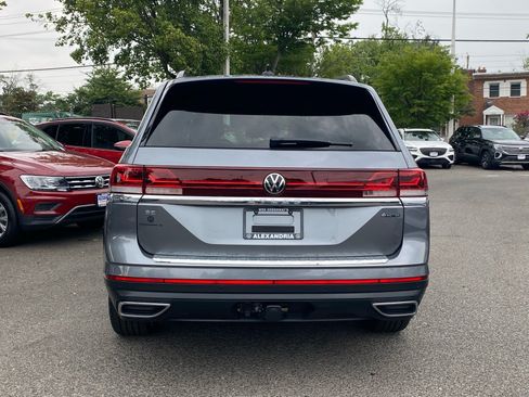 Certified 2024 Volkswagen Atlas SE AWD/4WD image 4