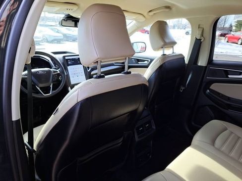 Certified 2024 Ford Edge SEL w/ Convenience Package image 24