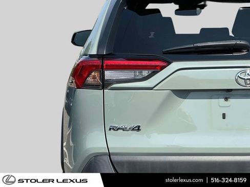 Used 2019 Toyota RAV4 XLE w/ Convenience Package AWD/4WD image 13
