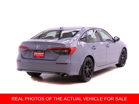 Used 2024 Honda Civic Sport image 2
