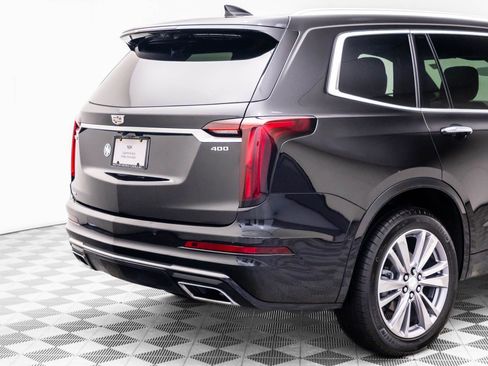 Certified 2025 Cadillac XT6 Premium Luxury w/ Platinum Package image 36