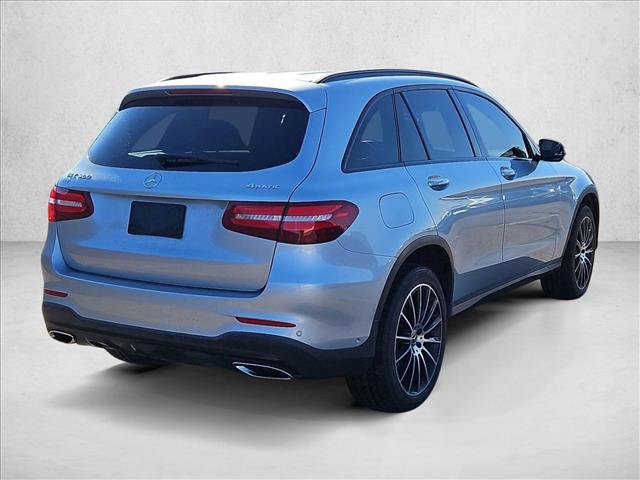 Used 2018 Mercedes-Benz GLC 300 4MATIC image 5