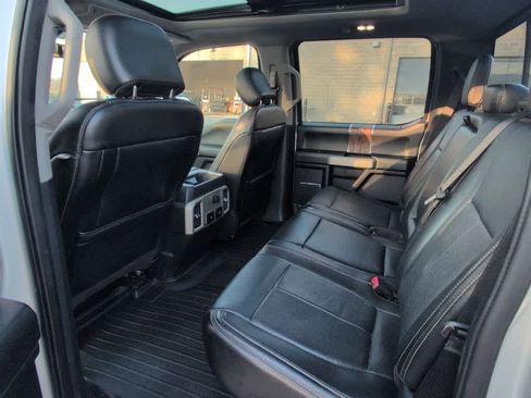 Used 2019 Ford F150 Lariat image 10