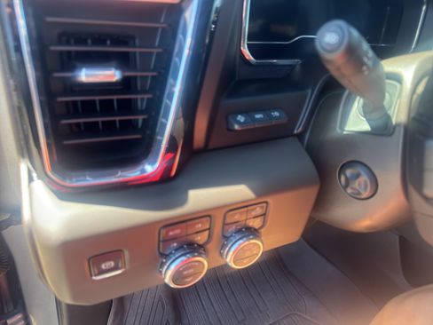 Used 2025 GMC Sierra 1500 Denali AWD/4WD image 25