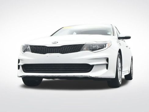 Used 2018 Kia Optima LX image 33