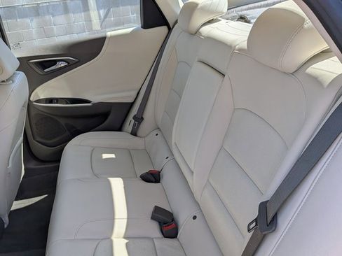 Used 2024 Chevrolet Malibu LT FWD image 18