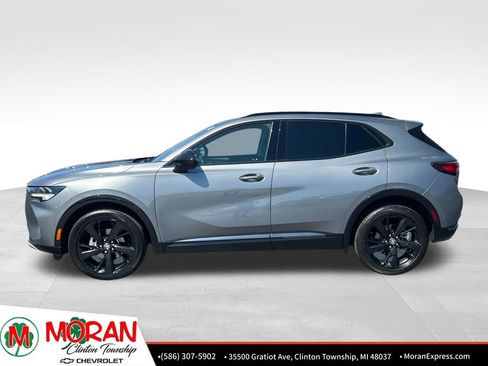 Certified 2022 Buick Envision Essence w/ Technology Package I FWD image 3