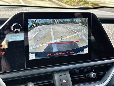 New 2026 Lexus UX 300h FWD image 24