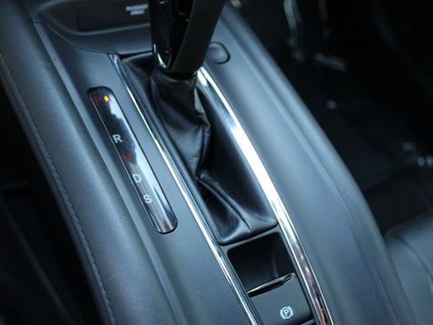 Used 2019 Honda HR-V EX-L image 17