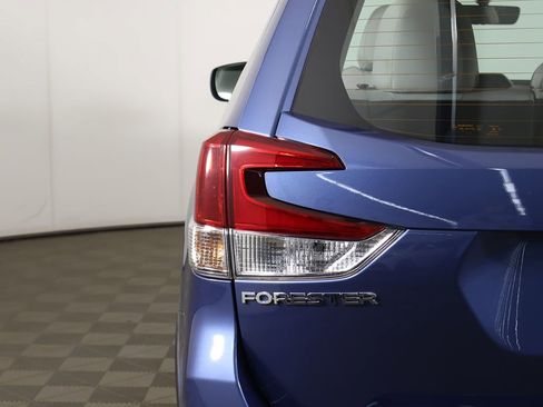 Used 2023 Subaru Forester AWD/4WD image 12