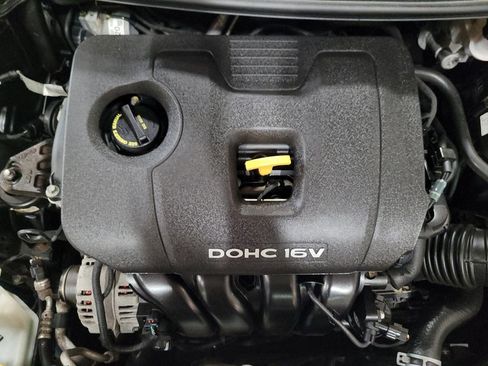 Used 2017 Kia Forte LX FWD image 30