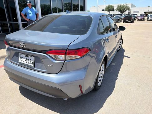 Used 2024 Toyota Corolla LE FWD image 8