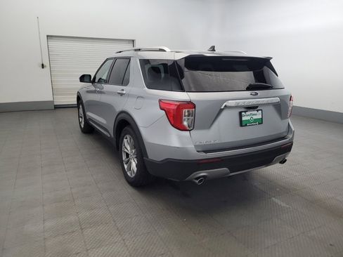 Used 2023 Ford Explorer Limited image 5