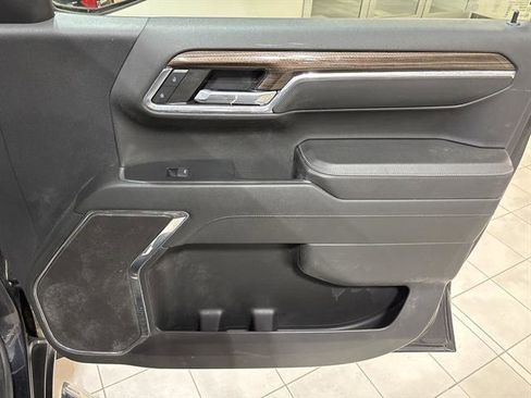 Used 2024 Chevrolet Silverado 1500 LT w/ Z71 Off-Road Package image 21