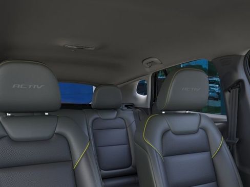 New 2026 Chevrolet Trax ACTIV FWD image 24
