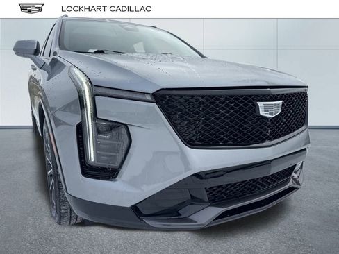 Certified 2024 Cadillac XT4 Sport w/ Cold Weather Package image 8