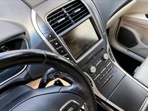 Used 2016 Lincoln MKX Black Label FWD image 17