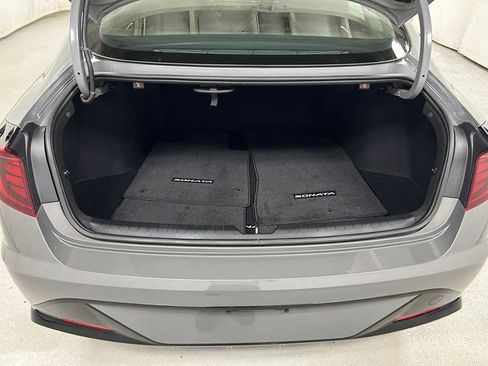 Used 2023 Hyundai Sonata SEL w/ Cargo Package FWD image 11