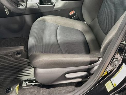 Certified 2025 Toyota RAV4 LE AWD/4WD image 16