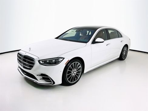 New 2025 Mercedes-Benz S 580 4MATIC Sedan image 3
