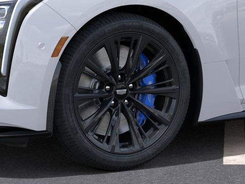 New 2026 Cadillac CT5 V Blackwing w/ Carbon Fiber 2 Package image 9