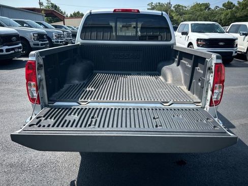 Used 2019 Nissan Frontier SV RWD image 21