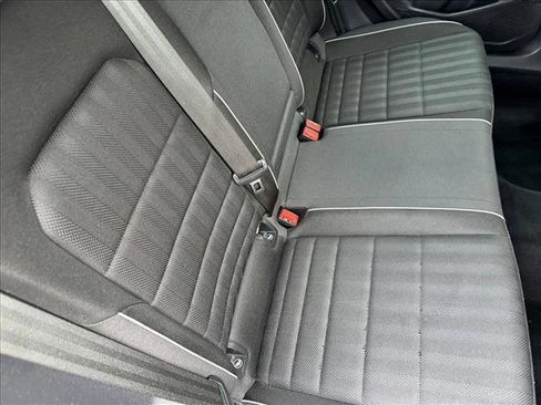 Used 2019 Volkswagen Jetta GLI FWD image 16