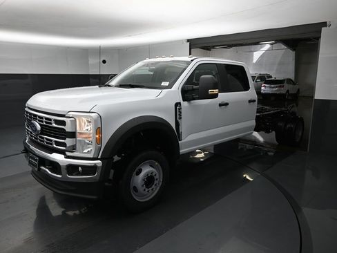 New 2026 Ford F550 2WD Crew Cab image 4