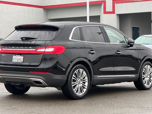 Used 2018 Lincoln MKX Reserve image 2