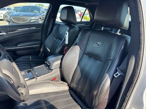 Used 2023 Chrysler 300 S RWD image 13