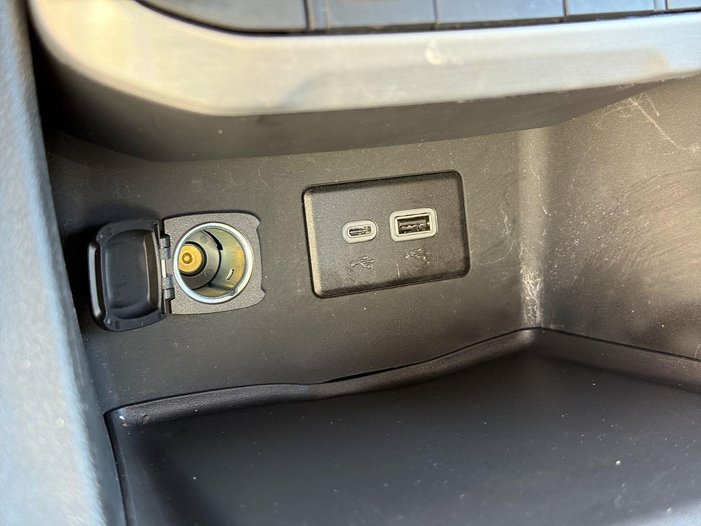 Used 2023 GMC Acadia SLE FWD image 36