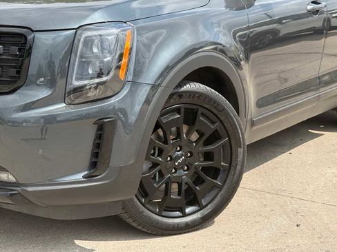 Used 2022 Kia Telluride SX w/ SX Prestige Package image 5