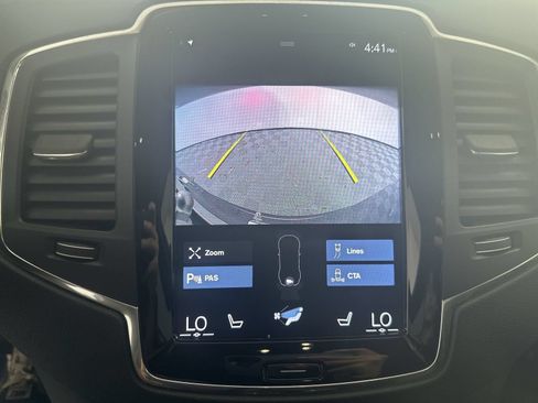 Used 2021 Volvo XC90 T6 Momentum w/ Climate Package AWD/4WD image 17
