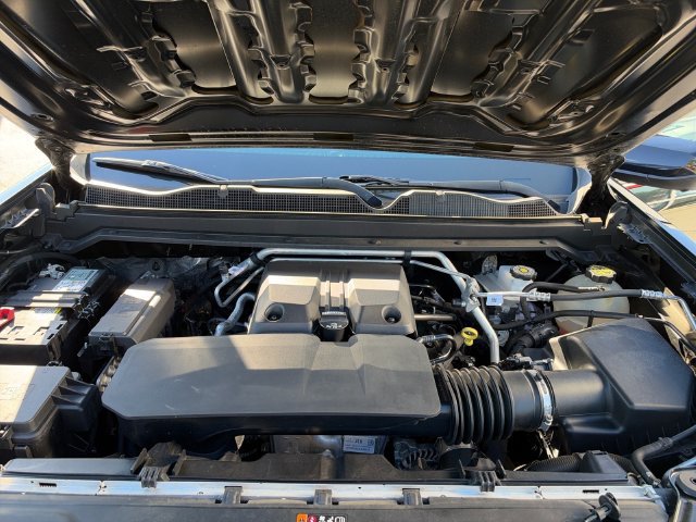 Used 2023 Chevrolet Colorado Trail Boss w/ Technology Package AWD/4WD image 26