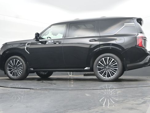 New 2025 Nissan Armada Platinum Reserve image 28