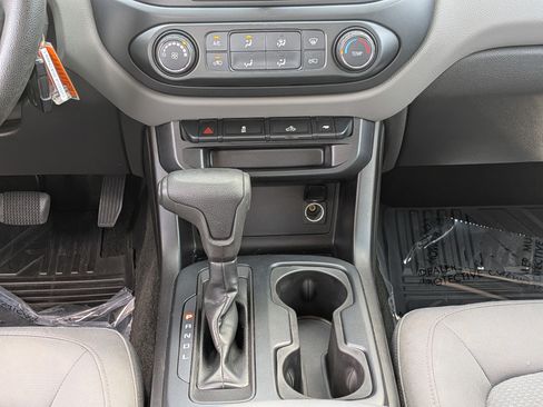 Used 2018 Chevrolet Colorado W/T w/ Custom Special Edition RWD image 20