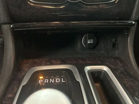 Used 2018 Chrysler 300 Limited w/ Safetytec Plus Group image 20