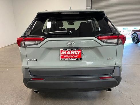 Used 2023 Toyota RAV4 XLE FWD image 4