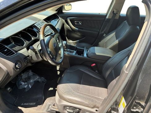 Used 2010 Ford Taurus Limited FWD image 13