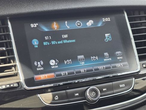 Used 2019 Buick Encore Preferred FWD image 17