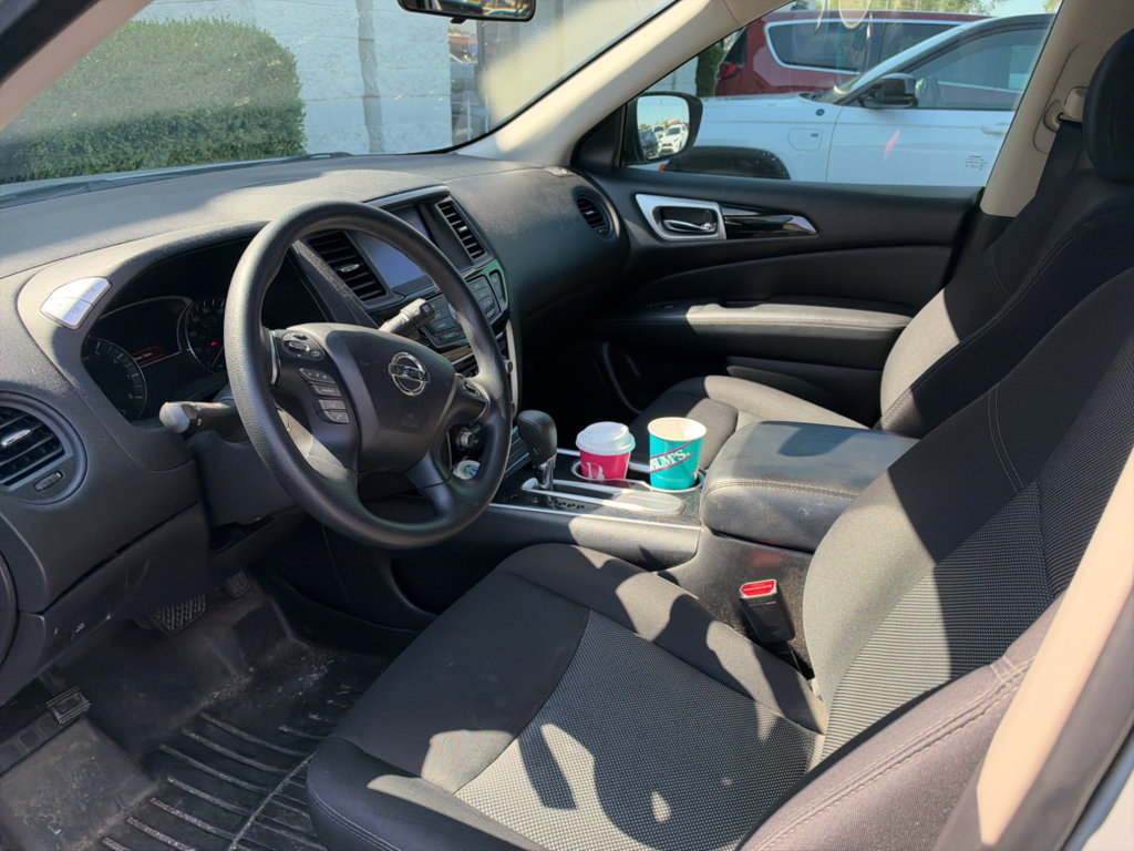 Used 2019 Nissan Pathfinder S FWD image 7