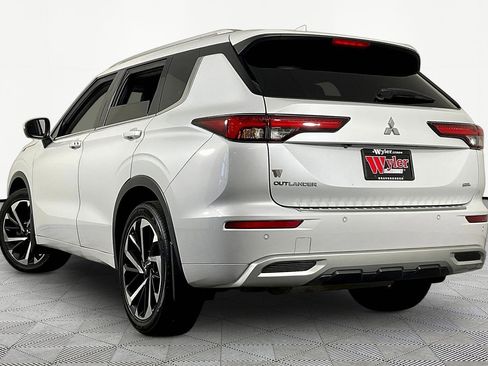 Used 2022 Mitsubishi Outlander SEL FWD image 4
