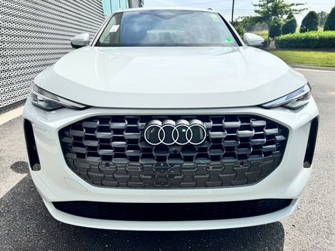 New 2025 Audi Q5 Premium image 7