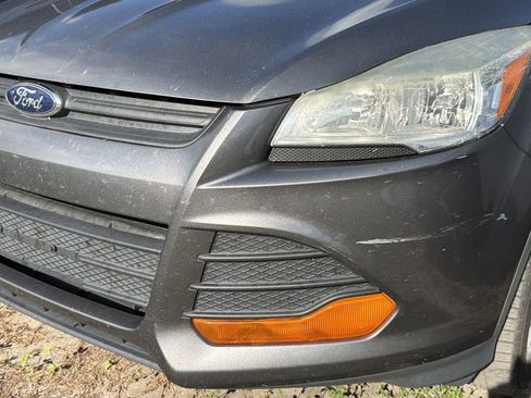 Used 2014 Ford Escape S FWD image 4