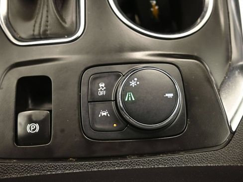 Used 2021 Chevrolet Traverse Premier w/ Redline Edition FWD image 25