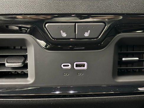 New 2025 GMC Sierra 1500 AT4 w/ AT4 Premium Package image 47