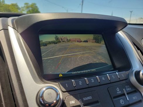 Used 2017 Chevrolet Equinox LT w/ Convenience Package FWD image 14