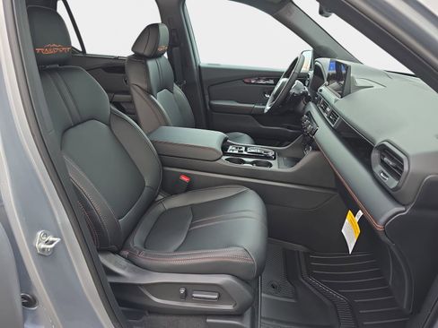 New 2026 Honda Pilot TrailSport image 10